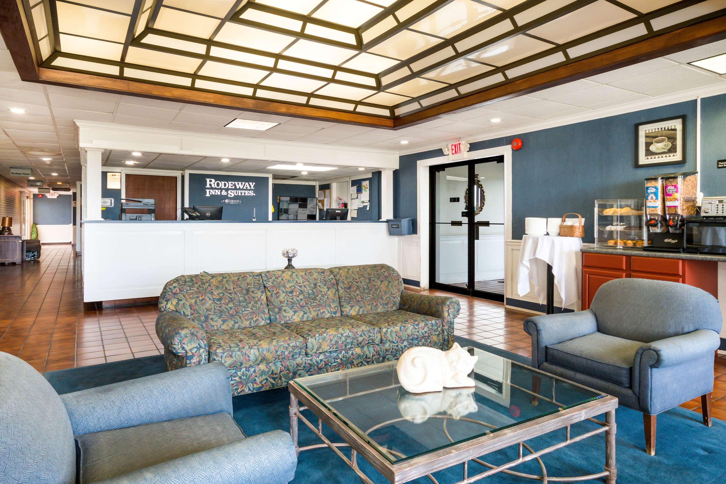 Rodeway Inn And Suites Portsmouth Esterno foto